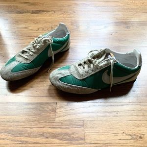 Nike vintage waffle racer